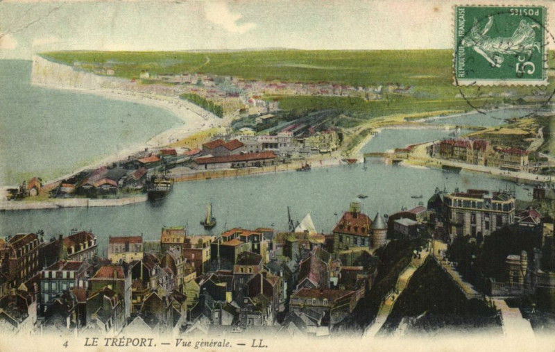 Carte postale ancienne Le Treport - Vue générale au Tréport