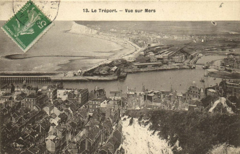 Carte postale ancienne Le Treport - Vue-sur-MERs au Tréport