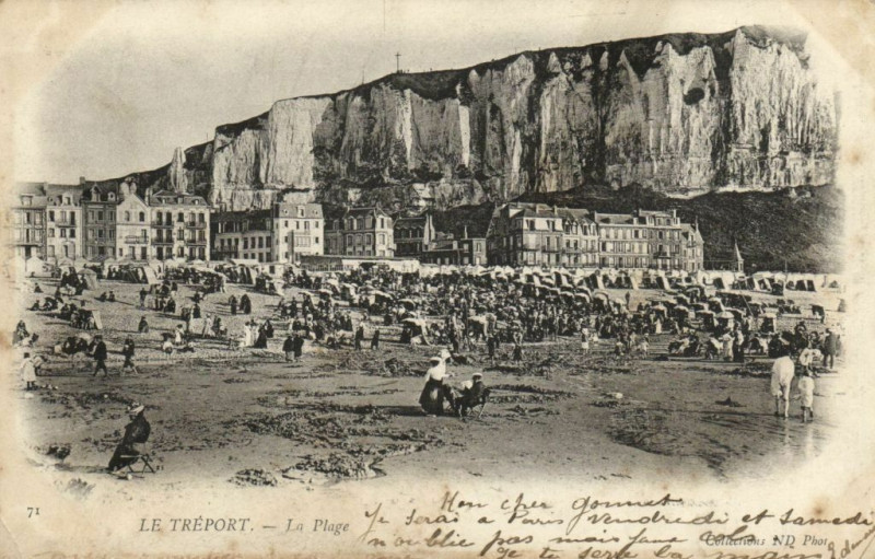 Carte postale ancienne Le Treport - La Plage au Tréport