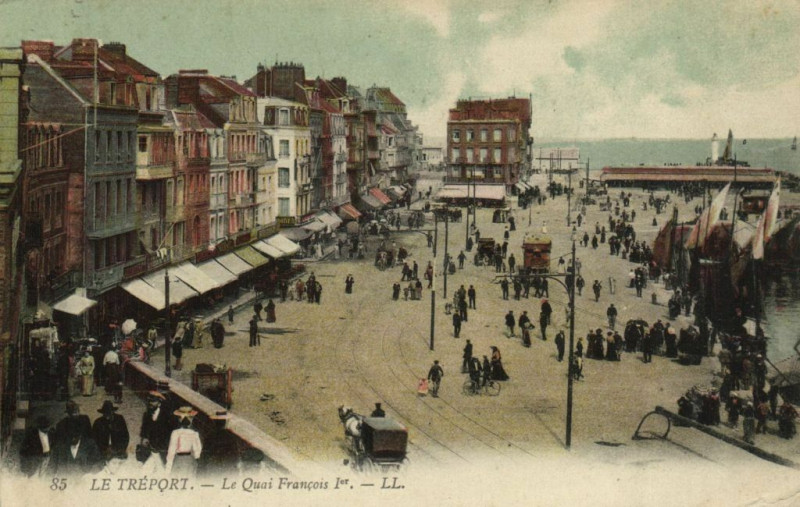 Carte postale ancienne Le Treport - Le Quai Francois I.er au Tréport