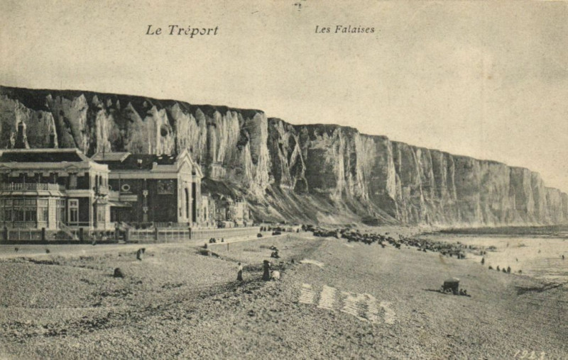 Carte postale ancienne Le Treport - Les Falaises au Tréport