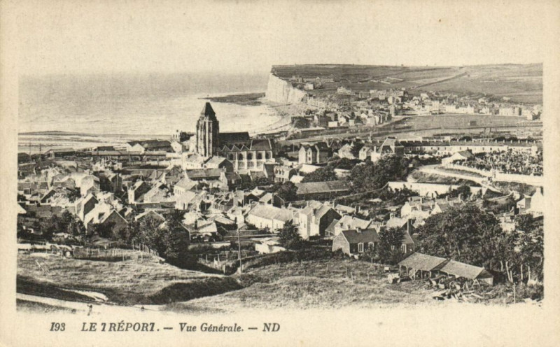 Carte postale ancienne Le Treport - Vue générale au Tréport