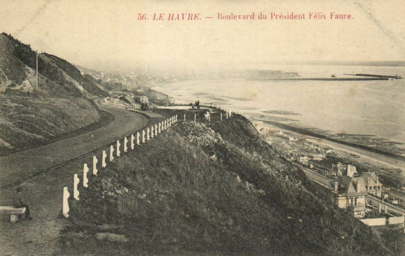 Carte postale ancienne Le Havre - Boulevard du President Felix Faure au Havre