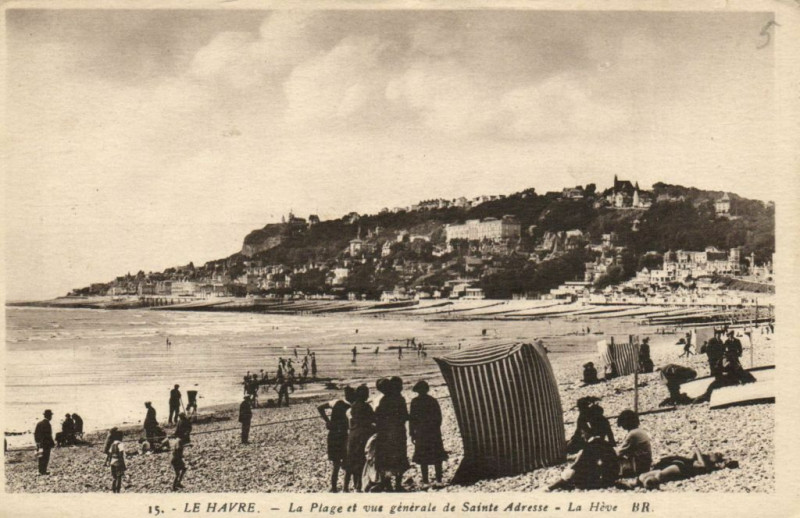 Carte postale ancienne Le Havre - La Plage et vue générale de Sainte-Adresse - La Heve au Havre