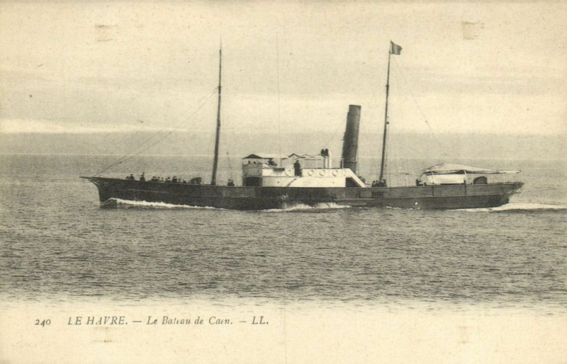 Carte postale ancienne Le Havre - Le Batean de Caen au Havre