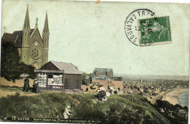 Carte postale ancienne Le Havre - Notre-Dame des Flots et le panorama de la ville au Havre