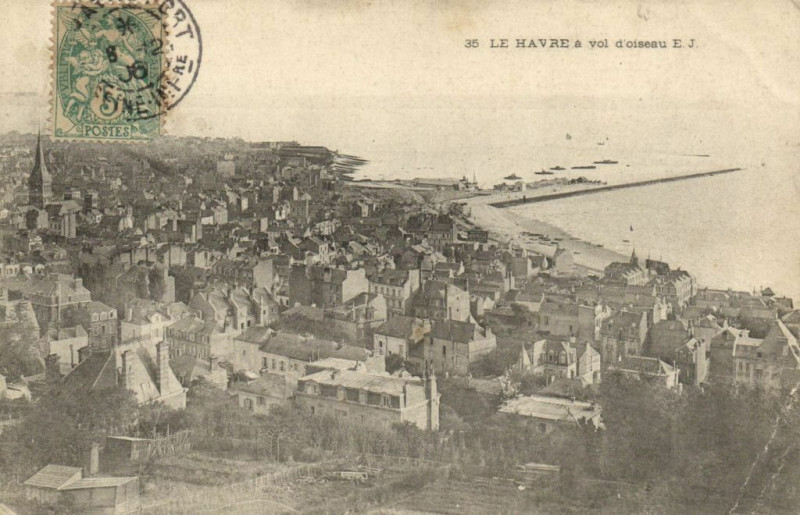 Carte postale ancienne Le Havre a vol d'osseau au Havre