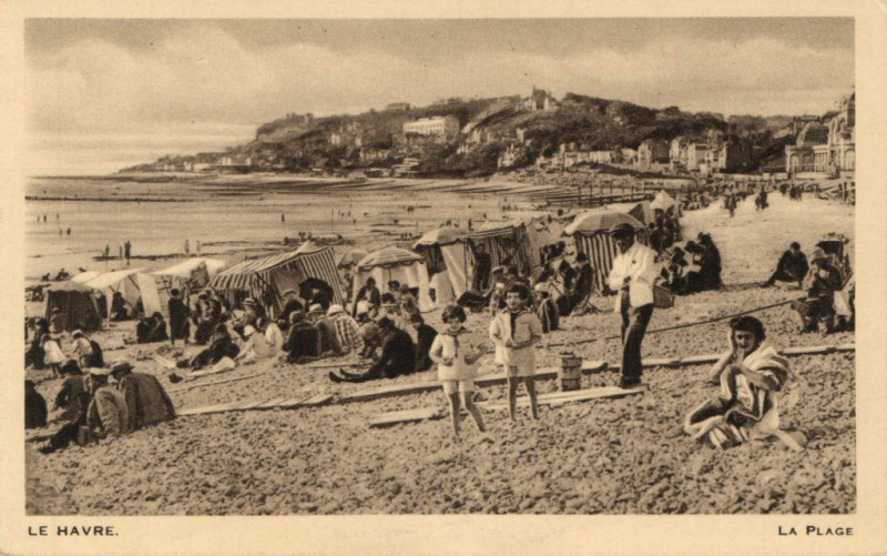 Carte postale ancienne Le Havre - La Plage au Havre