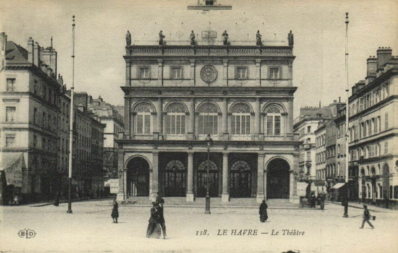 Carte postale ancienne Le Havre - La Theatre au Havre
