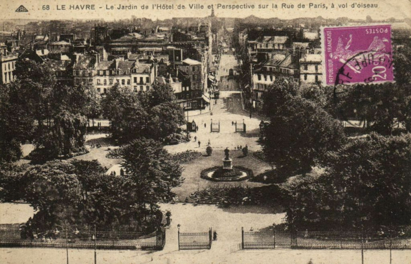 Carte postale ancienne Le Havre - Le Jardin de l'Hotel de Ville et Perspective sur la au Havre