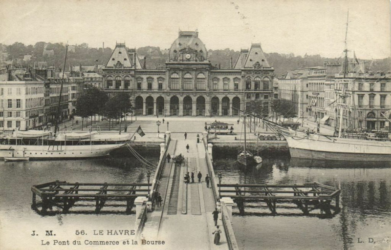 Carte postale ancienne Le Havre - Le Pont du Commerce et la Bourse au Havre