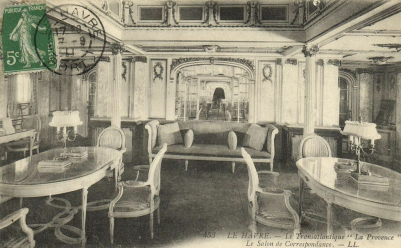 Carte postale ancienne Le Havre - Le Transatlantique La Provence - Le Salon de Corres... au Havre