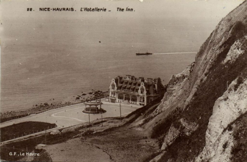 Carte postale ancienne Nice-Havrais - L'Hotellerie - The Inn