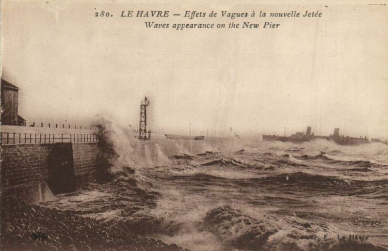 Carte postale ancienne Le Havre - Effets de Vagues a la nouvelle Jetée Waves appearance.. au Havre