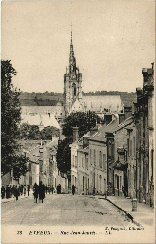 Carte postale ancienne Evreux-Rue Jean Jaurés à Évreux