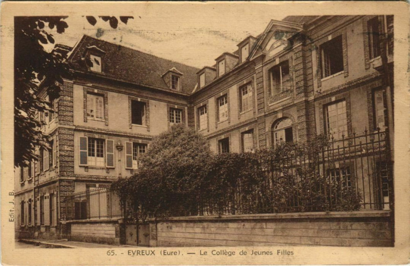 Carte postale ancienne Evreux-Le Collége de Jeunes Filles à Évreux