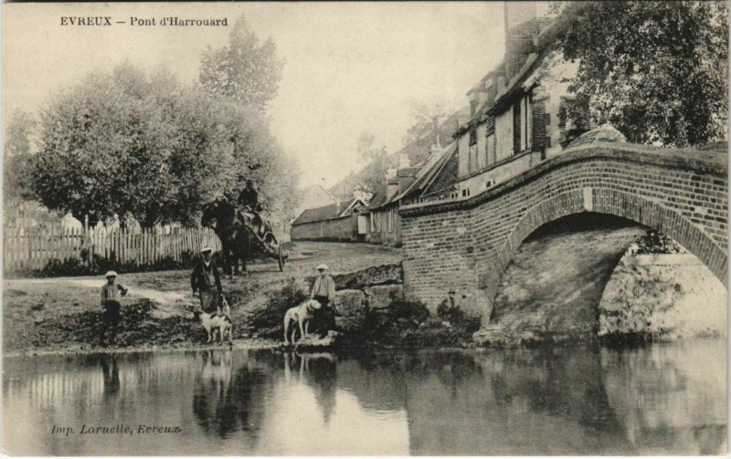 Carte postale ancienne Evreux-Pont d'Harrouard à Évreux