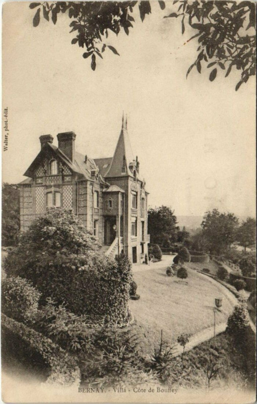 Carte postale ancienne Bernay-Villa-Cote de Bouffey à Bernay
