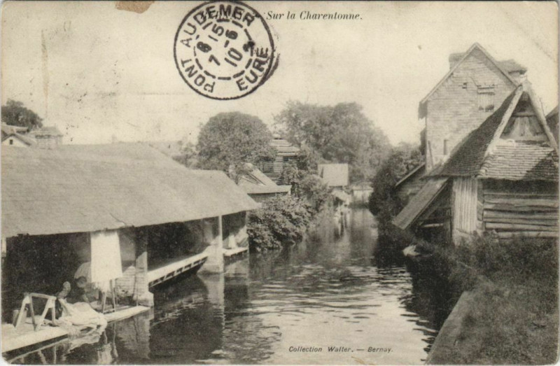 Carte postale ancienne Bernay-Sur la Charentonne à Bernay