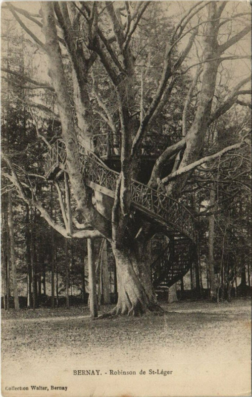 Carte postale ancienne Bernay-Robinson de Saint-Léger à Bernay