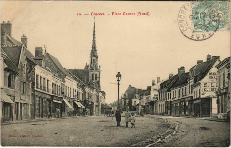 Carte postale ancienne Conches-Place Carnot
