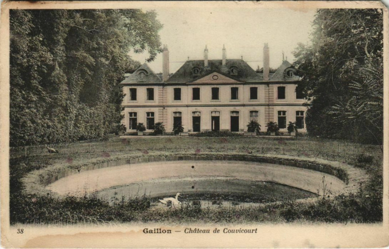 Carte postale ancienne Gaillon-Chateau de Couvicourt à Gaillon
