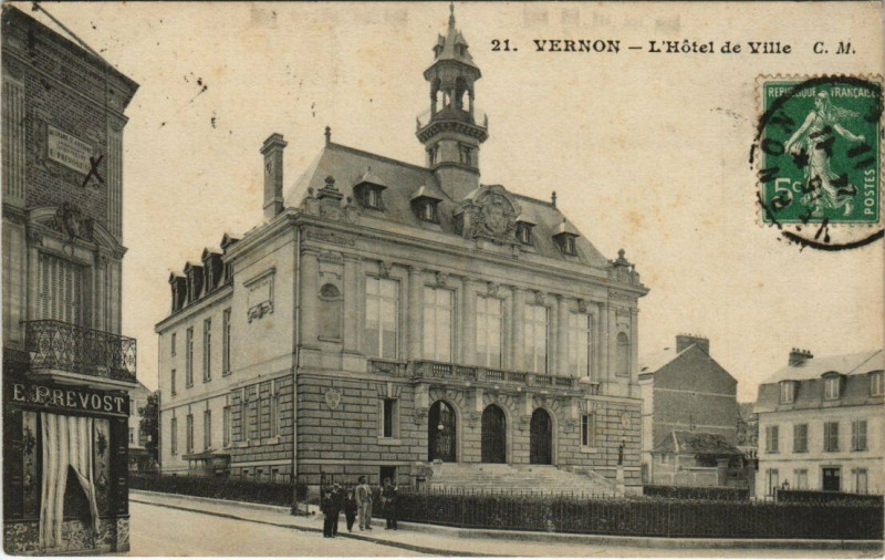 Carte postale ancienne Vernon - L'Eglise Notre-Dame à Vernon