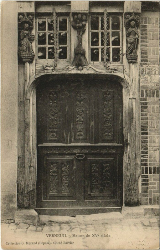 Carte postale ancienne Verneuil - Maisons du Xvi siecle