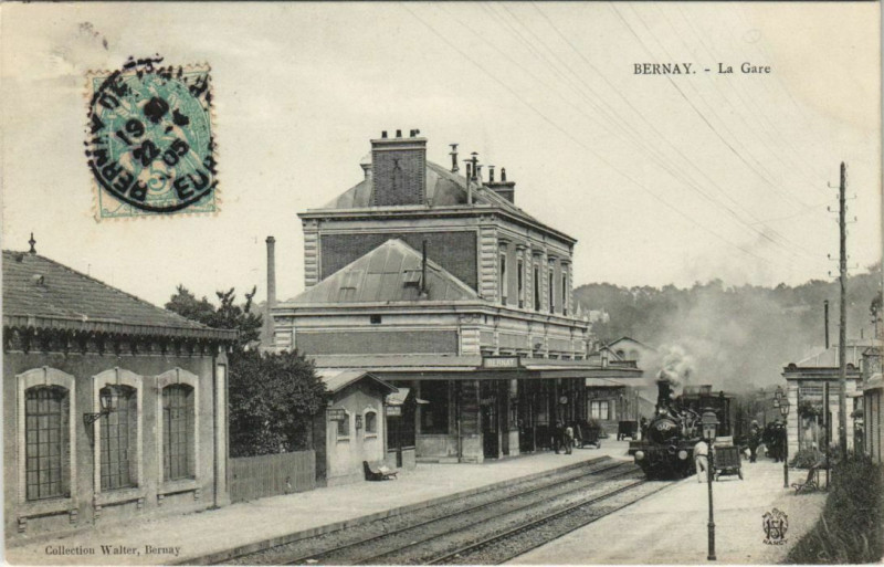 Carte postale ancienne Bernay-La Gare à Bernay