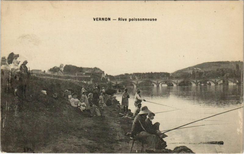 Carte postale ancienne Vernon-Rive poissonneuse à Vernon