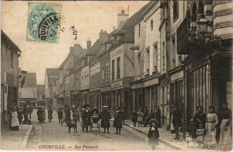 Carte postale ancienne Courville Rue Pannard