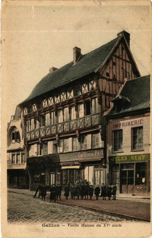 Carte postale ancienne Eure Gaillon Vieille Maison du Xv siécle à Gaillon