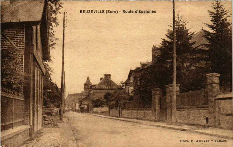 Carte postale ancienne Normandie Eure Beuzeville Route d'Epaignes à Beuzeville