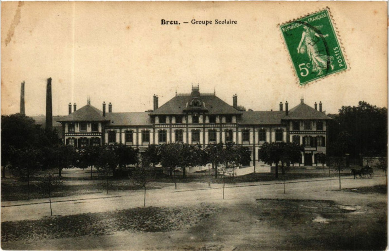 Carte postale ancienne Brou - Groupe Scolaire