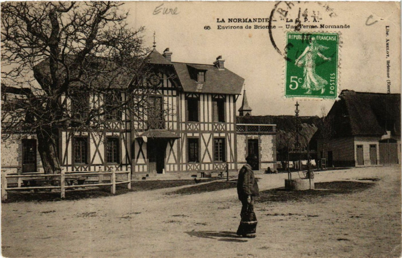 Carte postale ancienne Environs de Brionne - Une Ferme à Brionne