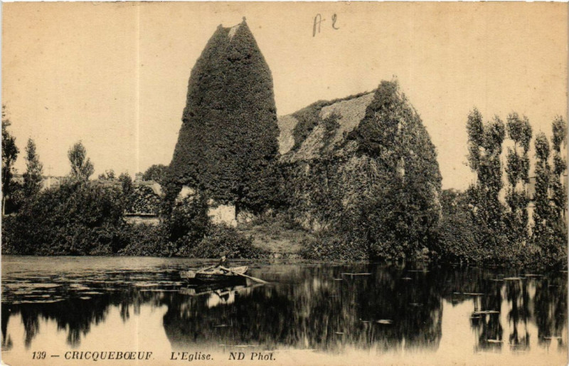 Carte postale ancienne Cricqueboeuf - L'Eglise