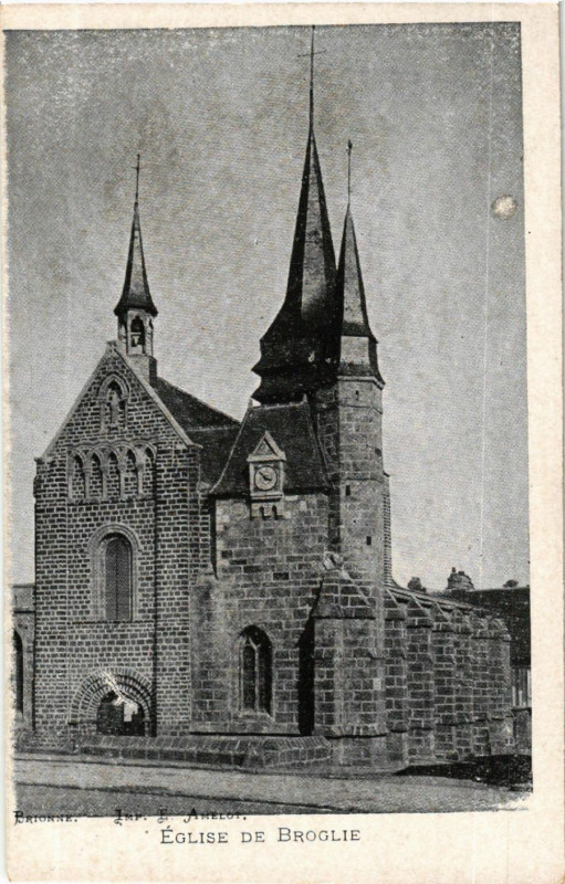 Carte postale ancienne Eglise de Broglie à Broglie
