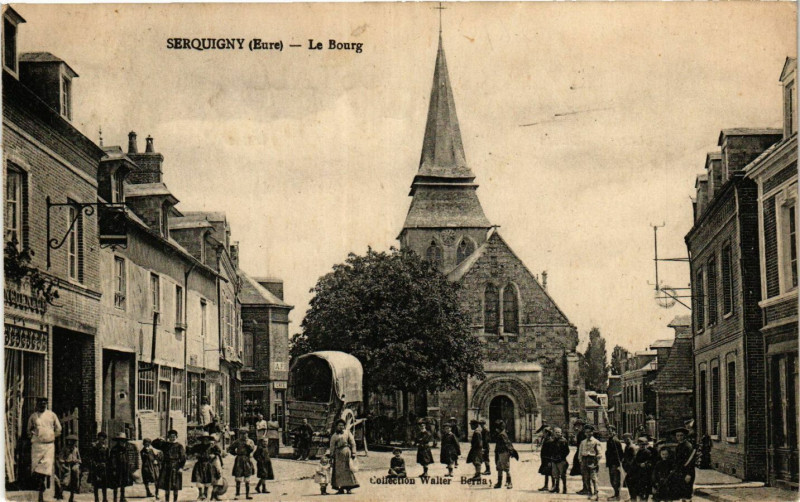 Carte postale ancienne Serquigny - Le Bourg à Serquigny
