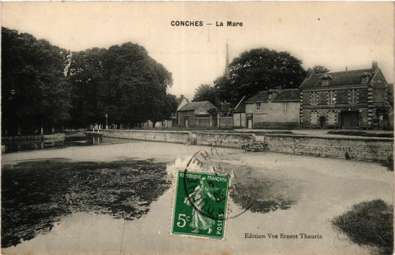 Carte postale ancienne Conches - La Mare