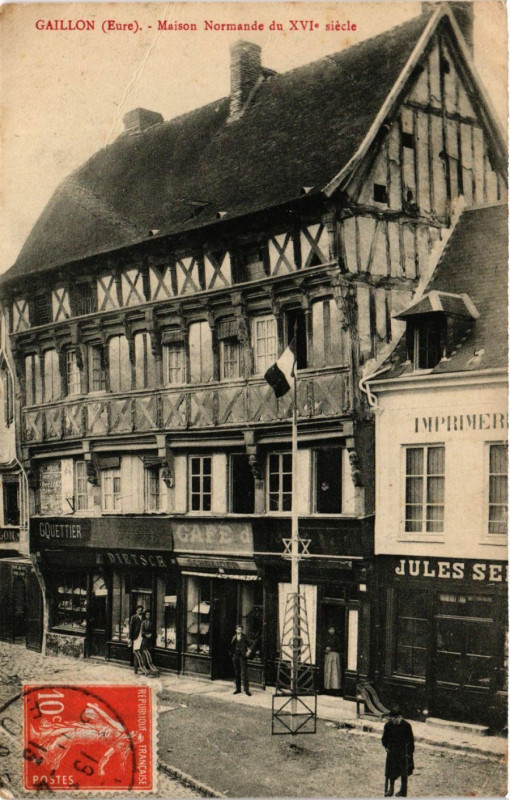 Carte postale ancienne Gaillon - Maison Normande du Xvi siecle à Gaillon
