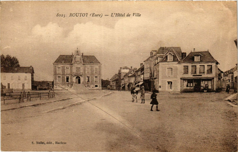 Carte postale ancienne Routot - L'Hotel de Ville à Routot