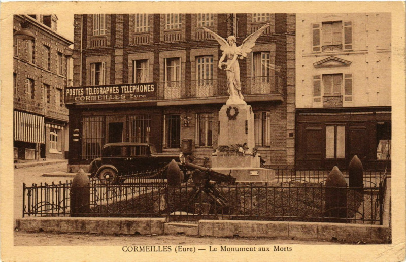 Carte postale ancienne Cormeilles - Le Monument aux Morts à Cormeilles