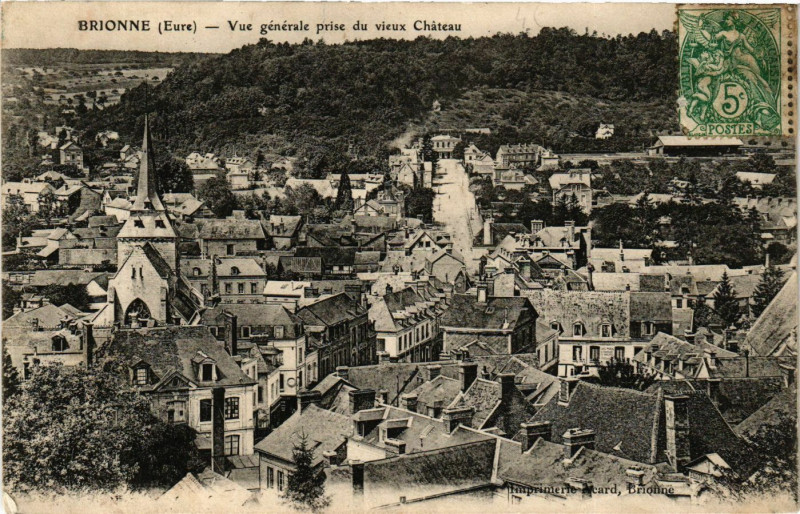 Carte postale ancienne Brionne - Vue générale prise du vieux Chateau à Brionne