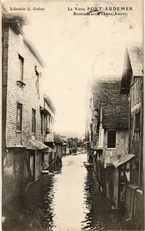 Carte postale ancienne Le Vieux Pont-Audemer - Riviere de la ru Thiers à Pont-Audemer