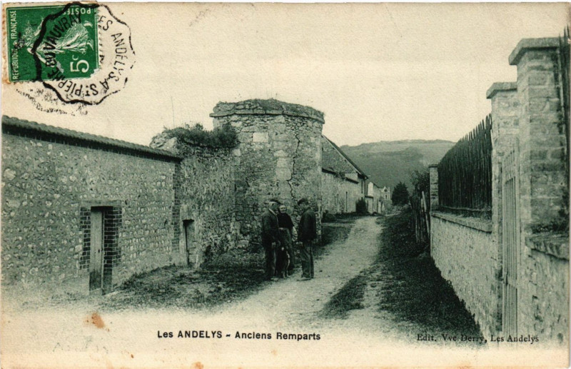 Carte postale ancienne Les Andelys - Anciens Remparts aux Andelys