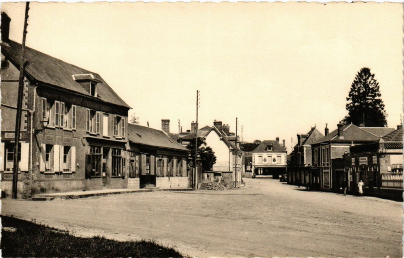 Carte postale ancienne Mainneville - La Place à Mainneville
