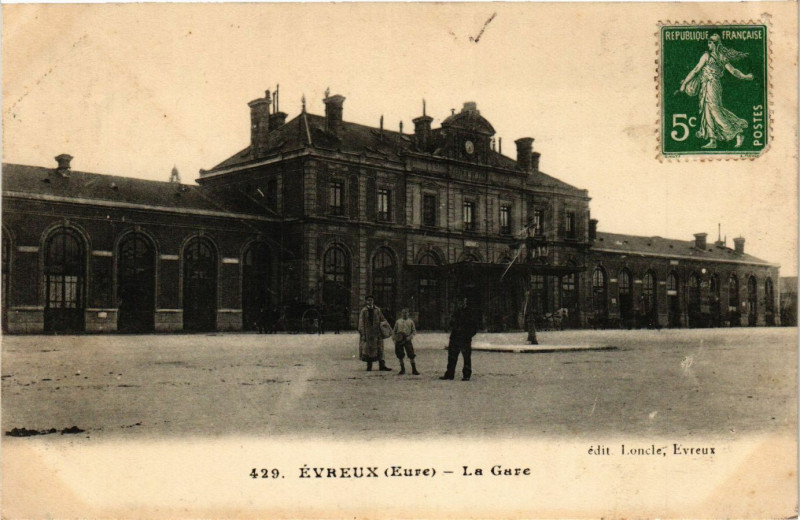 Carte postale ancienne Evreux - La Gare à Évreux