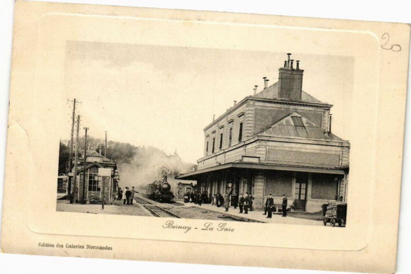 Carte postale ancienne Bernay - La Gare à Bernay