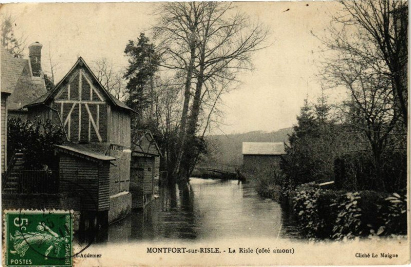 Carte postale ancienne Montfort-sur-Risle - La Risle à Montfort-sur-Risle