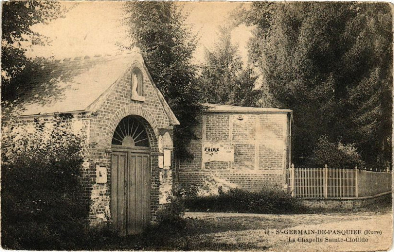 Carte postale ancienne Saint-Germain-de-Pasquier - La Chapelle Sainte-Clotilde à Saint-Germain-de-Pasquier